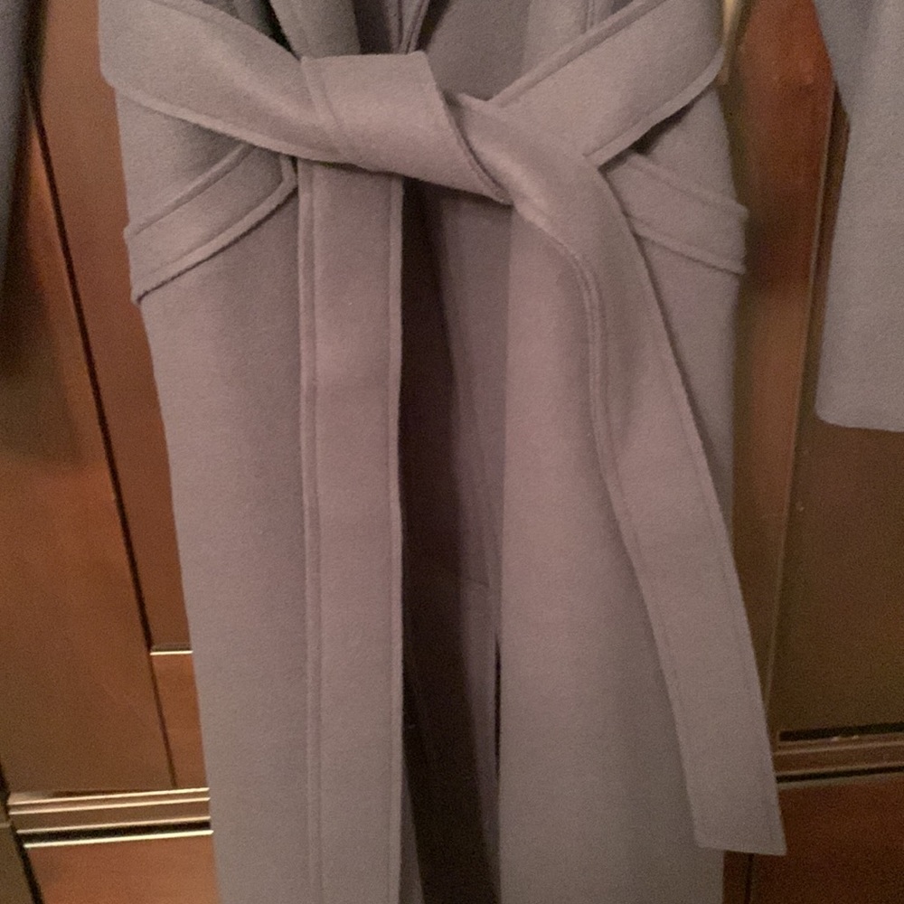 BCBG MAX AZRIA - Picture 3 of 5